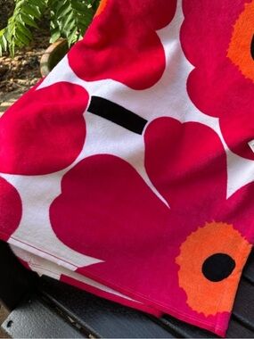 Marimekko Poppy “Unikko” Red Cotton Terry Oversized Beach Towel, 70" x 40"